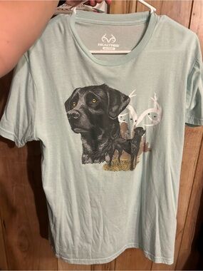 Realtree Mint Green T‑Shirt with Black Labrador Graphic